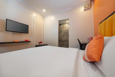 小型双人间 — Hotel Omina Hanoi Travel